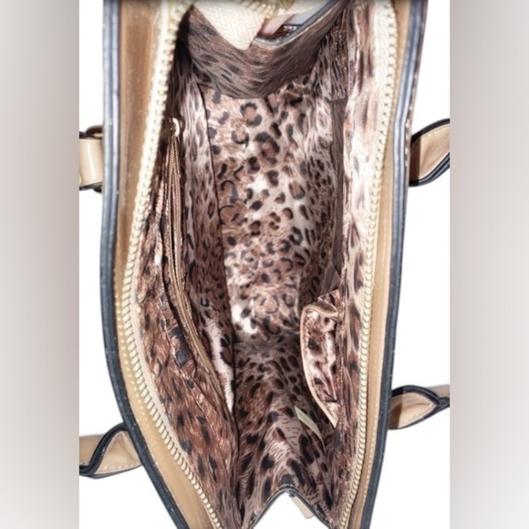 Ladies Crocodile-Embossed Handbag in Tan and accents of Brown - Picture 9 of 9